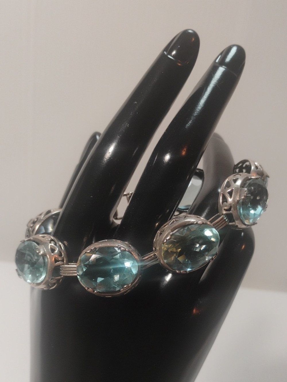 Silpada Aqua Blue Glass Lagoon Bracelet B2093 GORGEOUS RARE